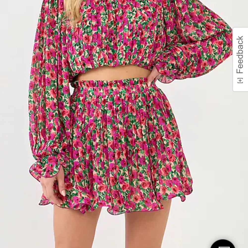 Floral Pleated Mini Skirt